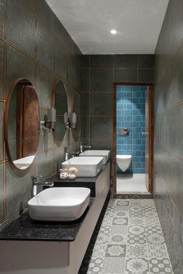 Time Square Boutique Hotel & Spa Alappuzha Экстерьер фото